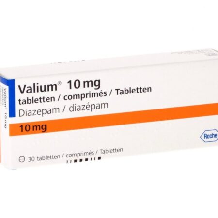 Afbeelding van een doosje Diazepam (Valium) 10 mg kopen van Roche, een geneesmiddel voor de behandeling van angst, spierkrampen en epileptische aanvallen.